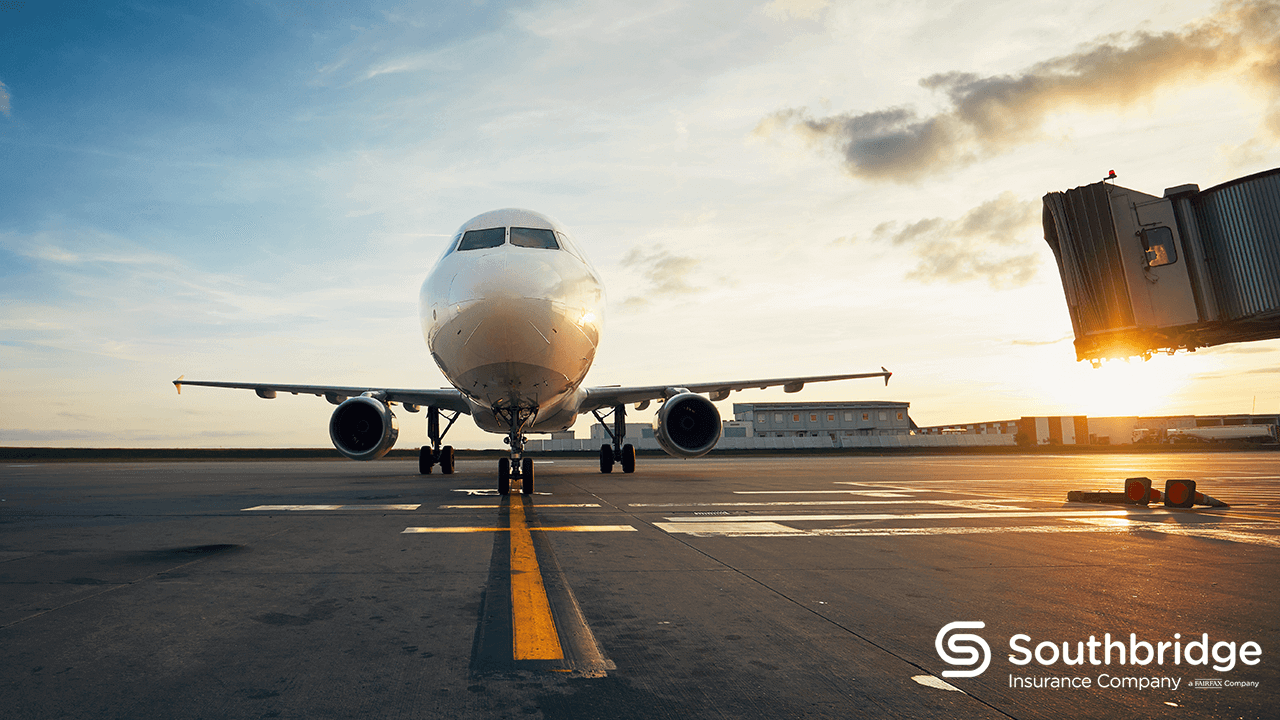 avión a punto de despegar